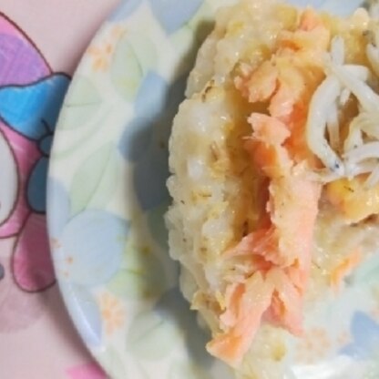 りんりんりんちゃん(*´∇`)ﾉしらすと鮭フレークでオートミールが食べやすかったです (・×・三・×・) ŧ‹"ŧ‹"